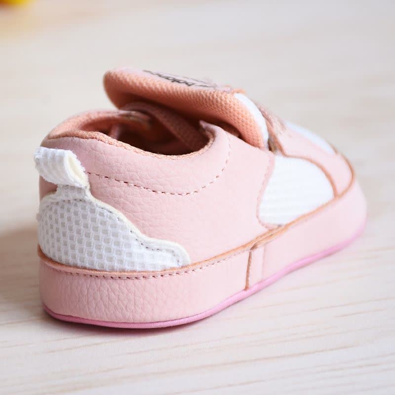 پاپوش کد A210 نیوبالانس صورتی